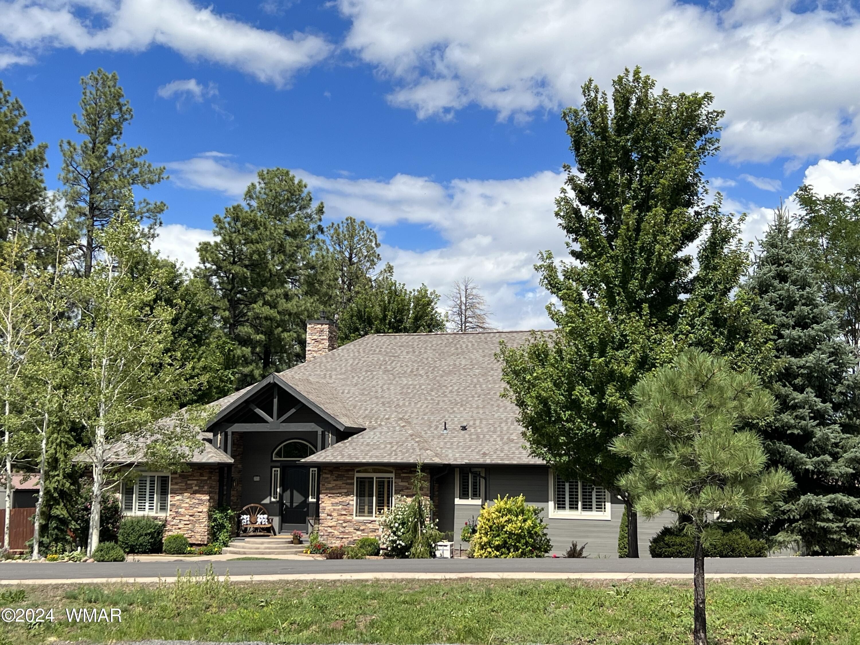 Pinetop, Arizona, 85935, United States, 4 Bedrooms Bedrooms, ,3.5 BathroomsBathrooms,Residential,For Sale,1510370