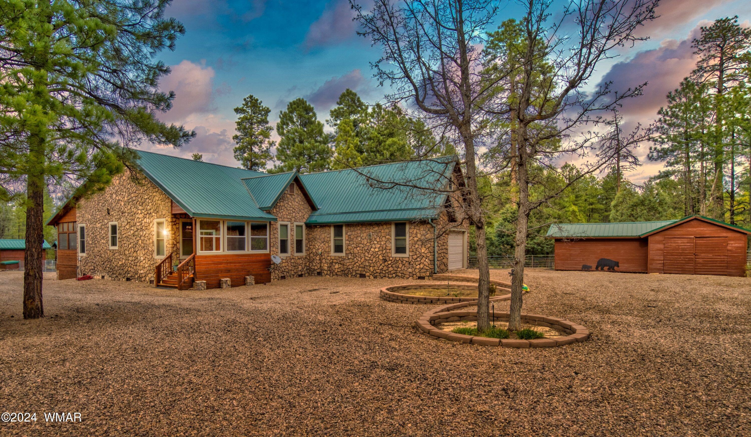 Lakeside, Arizona, 85929, United States, 4 Bedrooms Bedrooms, ,4 BathroomsBathrooms,Residential,For Sale,1488968